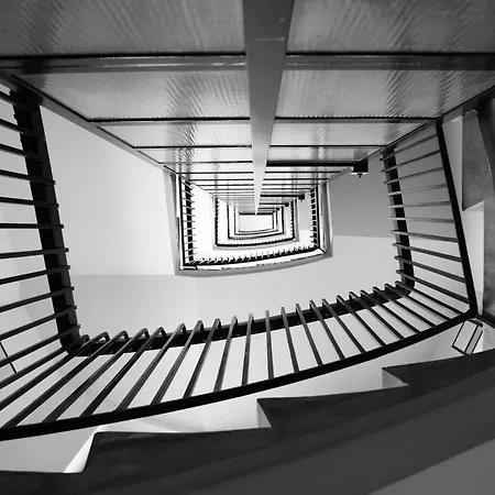 Urban Boutique Center 4*