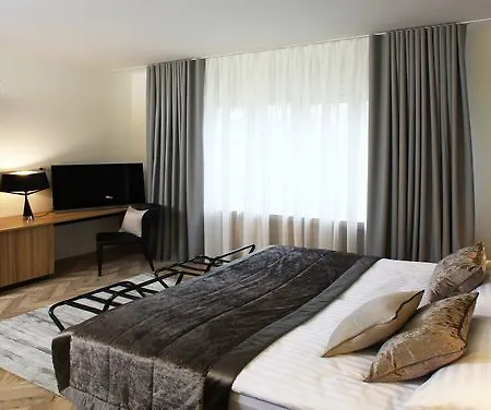 Urban Boutique Center Hotel