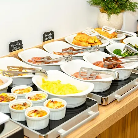 Urban Boutique Center Hotel 4*
