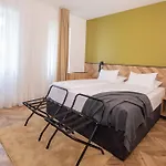 Urban Boutique Center 酒店