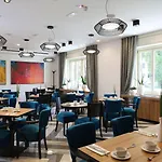 Urban Boutique Center 酒店