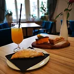 فندق Urban Boutique Center