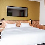 Urban Boutique Center