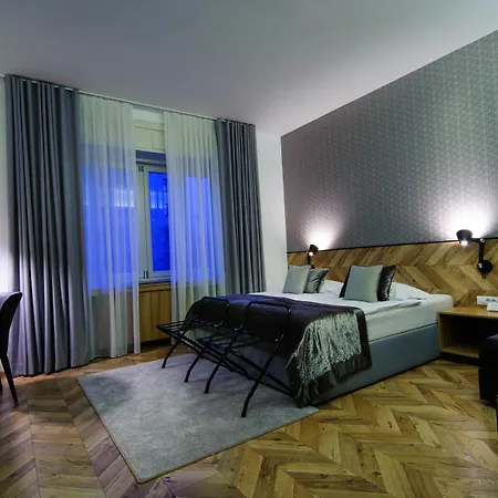 Urban Boutique Center Hotel