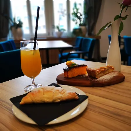 מלון Urban Boutique Center