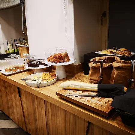 Hotel Urban Boutique Center 4*