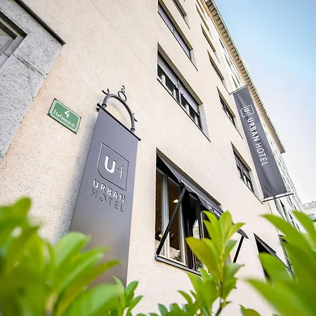 Urban Boutique Center ホテル