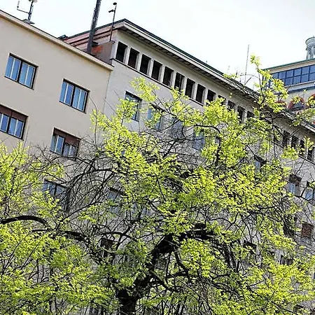 Ξενοδοχείο Urban Boutique Center 4*