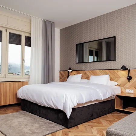 Urban Boutique Center Hotel 4*