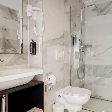 Hotel Urban Boutique Center 4*