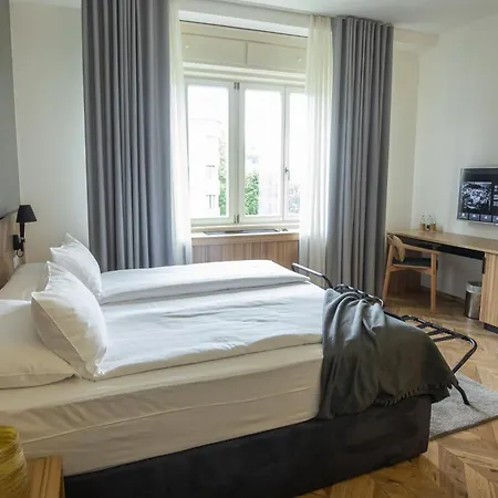 Urban Boutique Center Hotel 4*