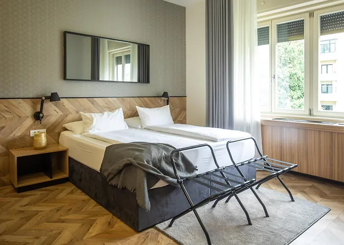 Urban Boutique Center 4*