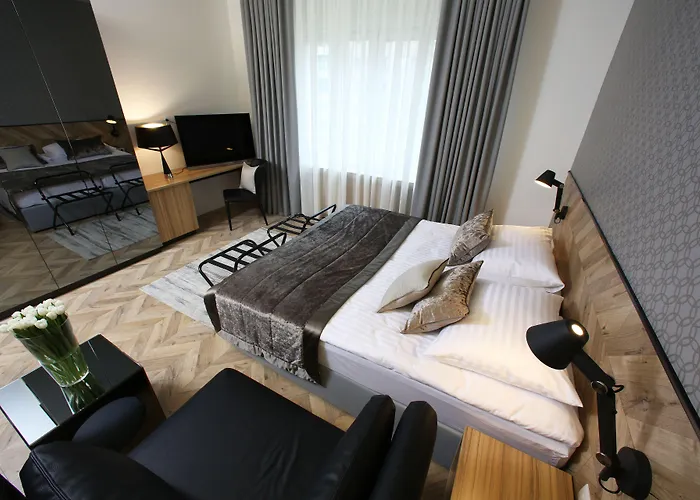 Urban Boutique Center Hotel