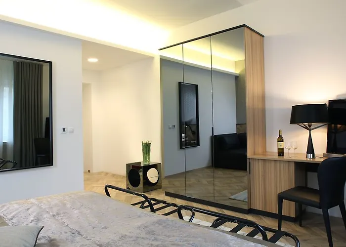 Urban Boutique Center